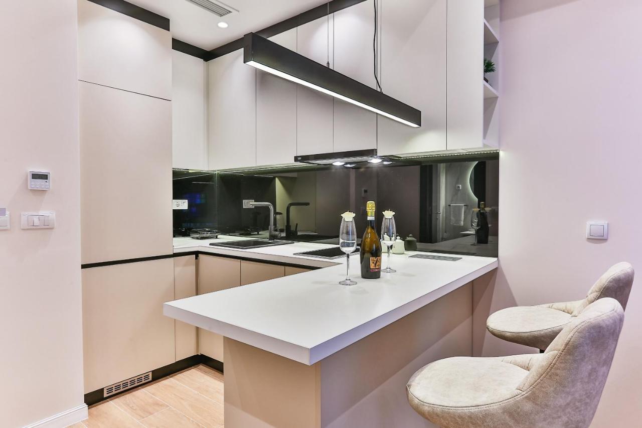 La Fiaba Rafailovici Apartment Luaran gambar